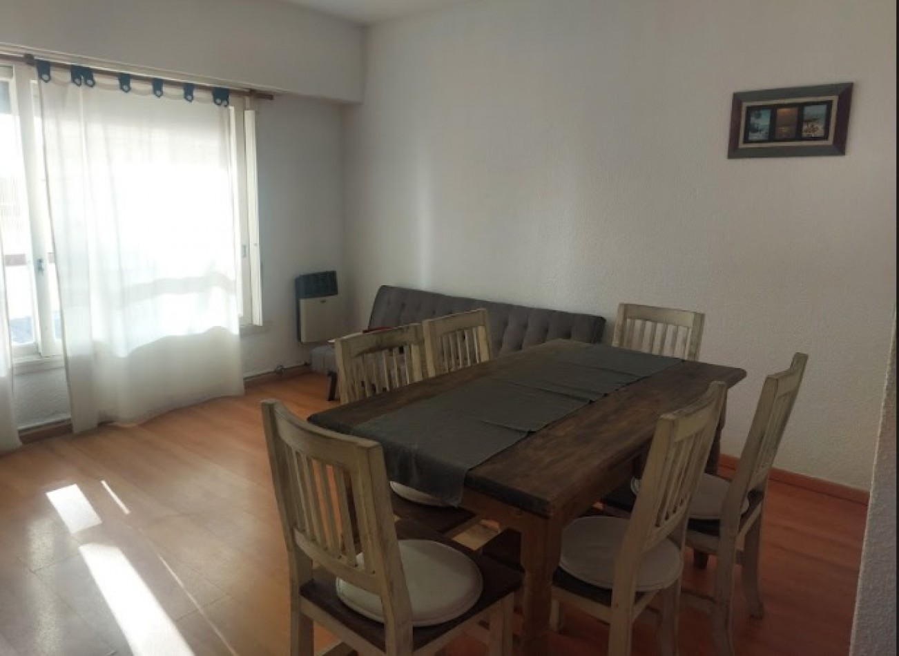 Alquiler dos ambientes x 9 meses Playa Grande