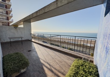 3 dormitorios y balcon aterrazado con vista al mar