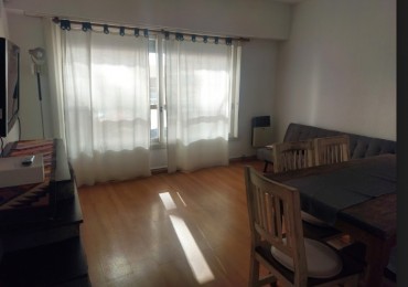 Alquiler dos ambientes x 9 meses Playa Grande